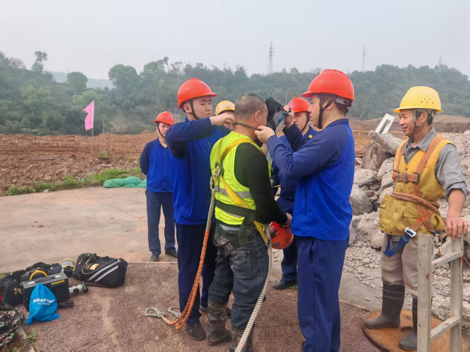 化工園區西區污水提升項目 有限空間作業順利完成(圖1)